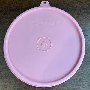 Tupperware 227-26 Replacement “C” Lid Pink Mauve Rose Seal Very Good Condition